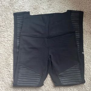 ALO Yoga High Waisted Moto Black Pants L